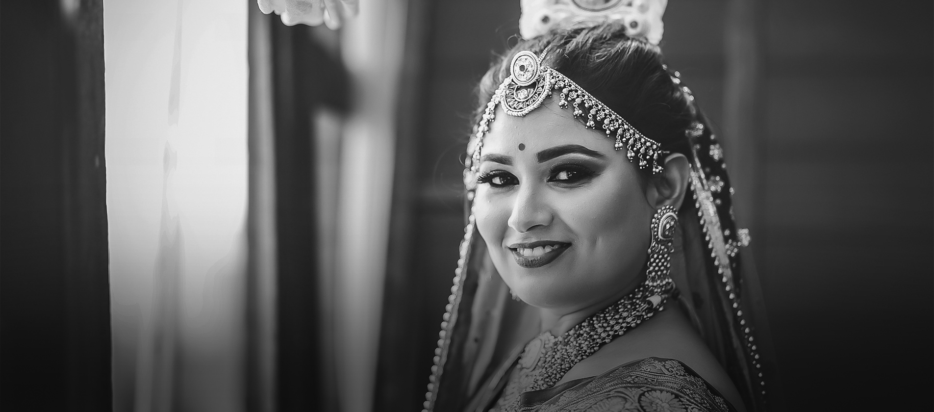 Bride Preparation Photoshoot Wedding In Vadodara By Shuttertune
